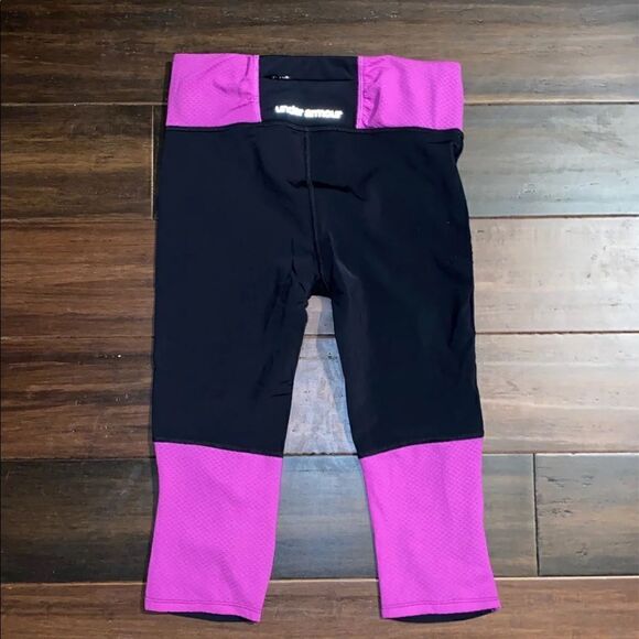 Under Armour Leggings    - Picture 2 of 2